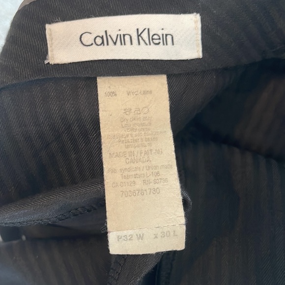 Black Calvin Klein two piece suit - Picture 4 of 5